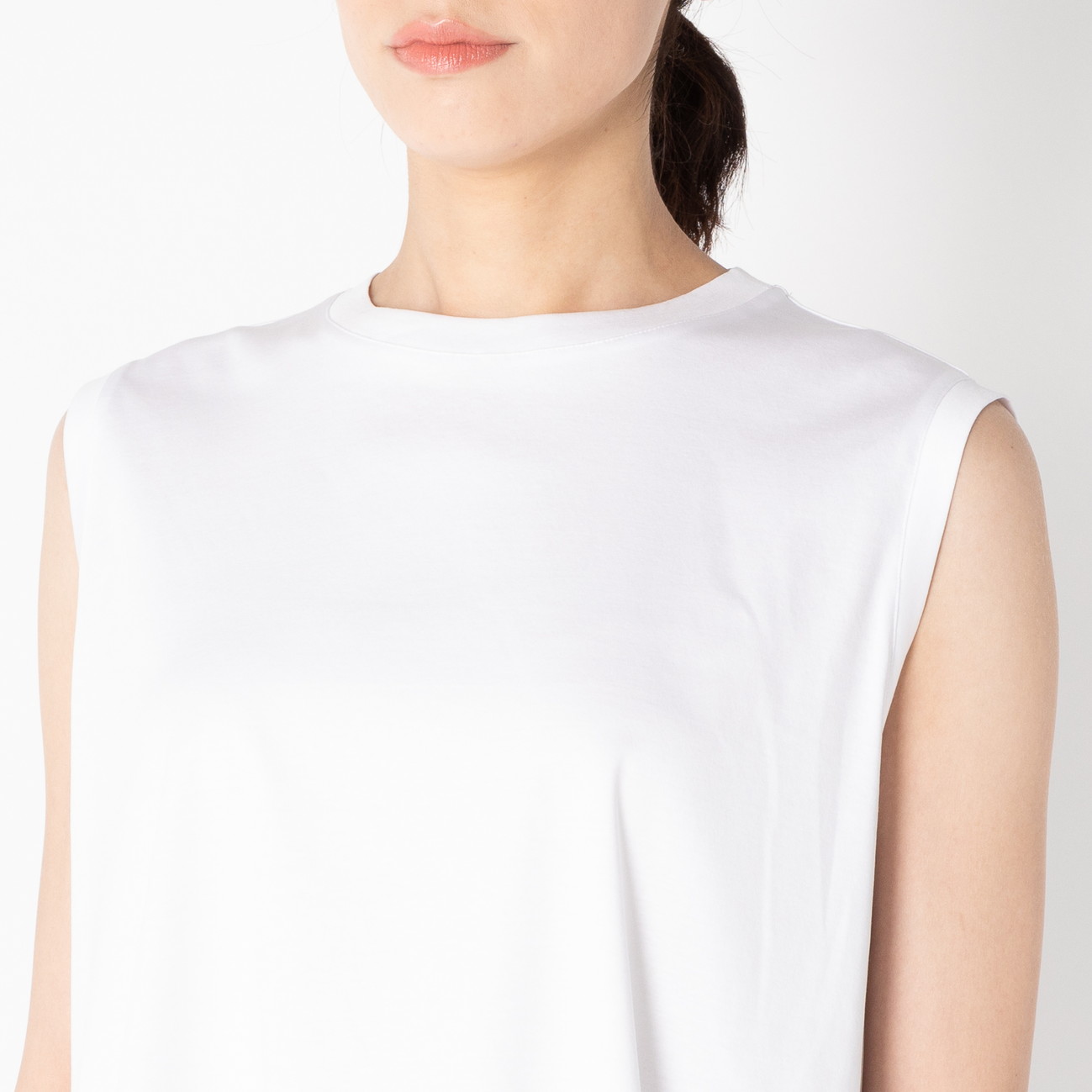 スムースボンディング ノースリーブ Tシャツ Heliopole Heliopole エリオポール 公式オンラインストア スムースボンディング ノースリーブ Tシャツ Heliopole Heliopole エリオポール 公式オンラインストア