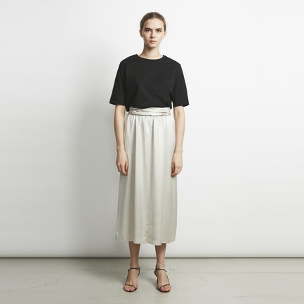 KALINE SATIN SKIRT SOLID 詳細画像 ベージュ 6