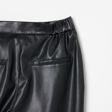 FAKE LEATHER TAPERED PANTs 詳細画像 ブラック 4