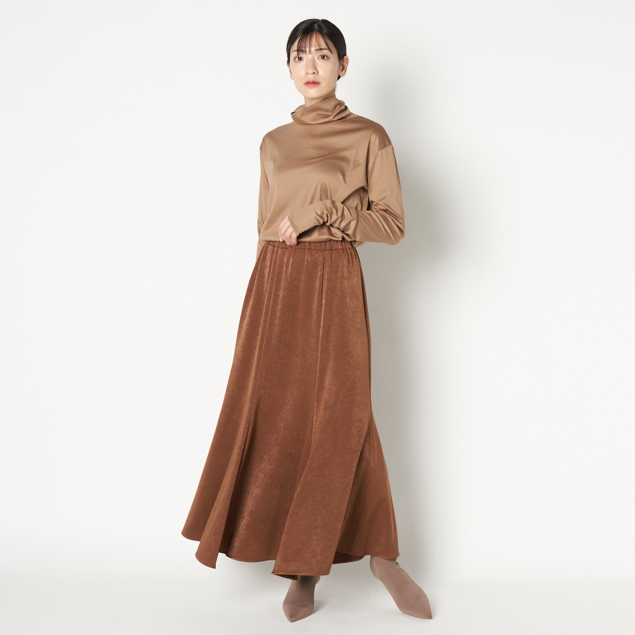 LONG MERMAID SATIN SKIRT|HELIOPOLE|HÉLIOPÔLE(エリオポール)公式オンラインストア 新品 heliopole エリオポール ロングスカート キャメル 38サイズ