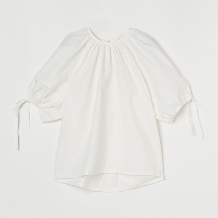 BACK POINTED SHIRRING BL
