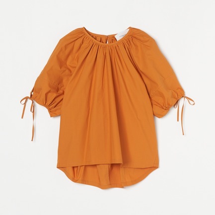 BACK POINTED SHIRRING BL