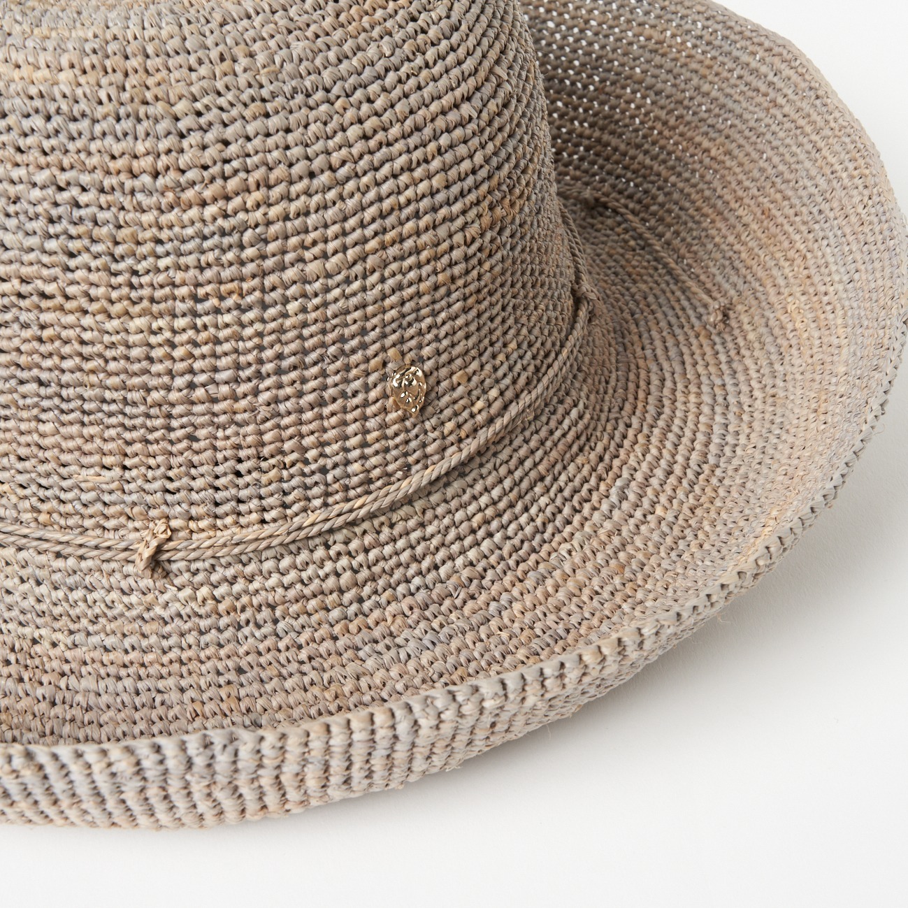 PROVENCE 12 Iconic Rollable Raffia Crochet｜HELEN KAMINSKI
