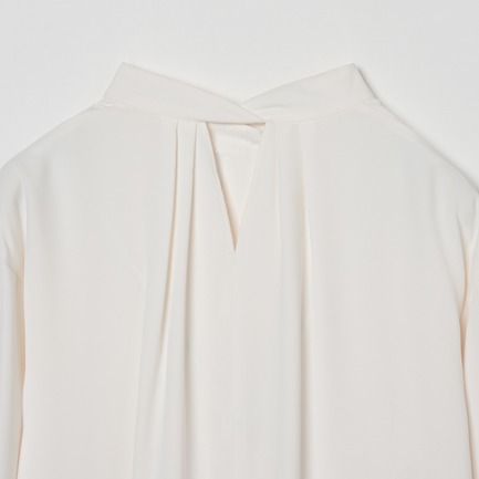 MATTE SATIN TUCK BLOUSE 詳細画像 ホワイト 3