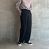 BACK SATIN EASY TUCK PANTS 詳細画像