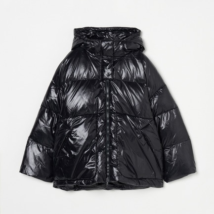 SHORT HOODED DOWN