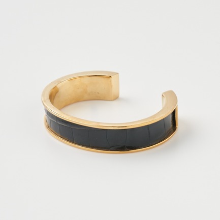 CROCO STAMP BANGLE