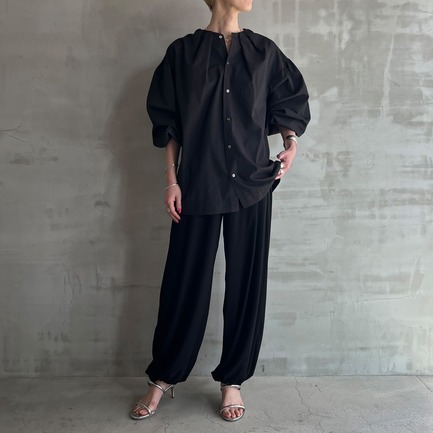 GATHERED NECK BLOUSE 詳細画像 ブラック 6