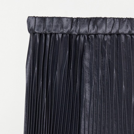 SHINY TWILL PLEATED SKIRT 詳細画像 チャコールグレー 3