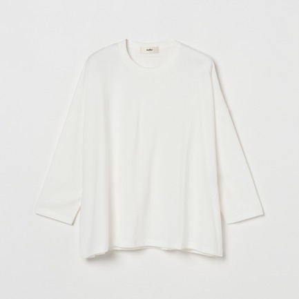 LONG-SLEEVE T