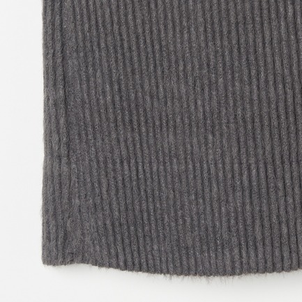 KNIT PLEATED VEST 詳細画像 チャコールグレー 4