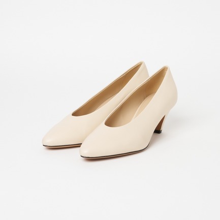 PLAIN PUMPS