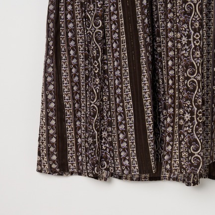COTTON JACQUARD FLOWER DRESS 詳細画像 ブラウン 4