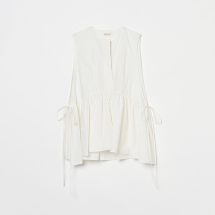 SLEEVELESS FLARE TOP