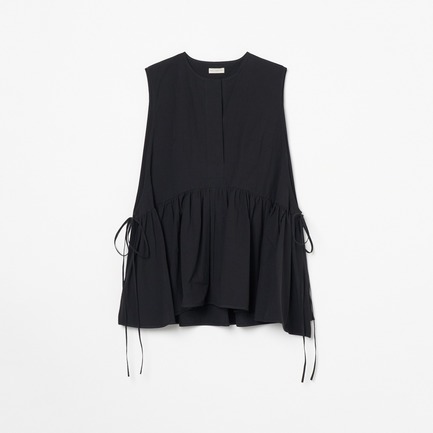 SLEEVELESS FLARE TOP