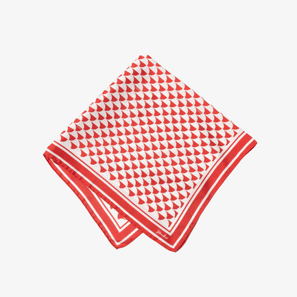 SILK SCARF A WAVE PRINT