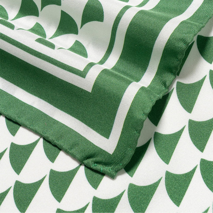 SILK SCARF A WAVE PRINT 詳細画像 グリーン 4