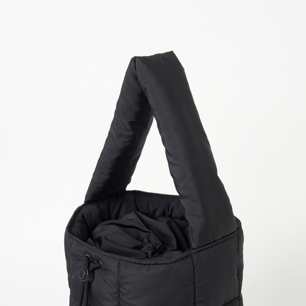 PUFF BUCKET BAG 詳細画像 ブラック 4