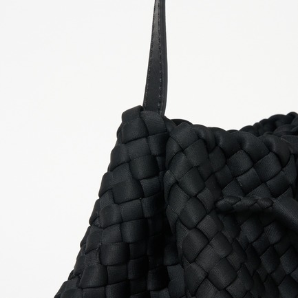 Gramercy Medium Bucket Bag 詳細画像 チャコールグレー 5