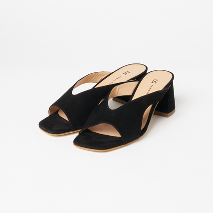 SQUARE TOE SANDAL