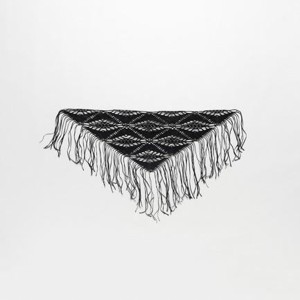 TRIANGLE LACE STOLE