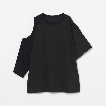 ONE HOLE ASYM TEE