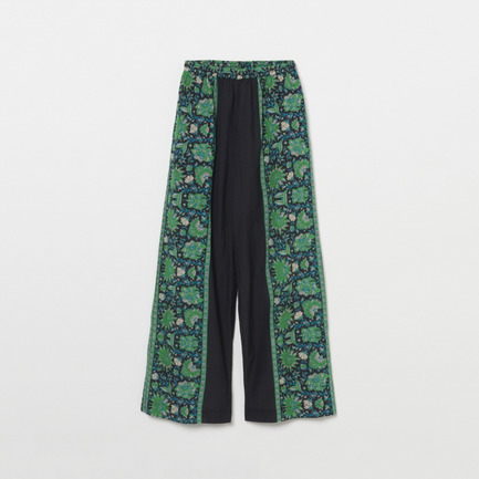 BORDER PRINT PANTS