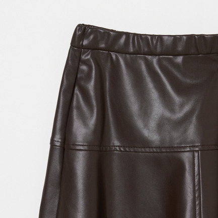 SYNTHETIC LEATHER FLARE SKIRT 詳細画像 ダークブラウン 3