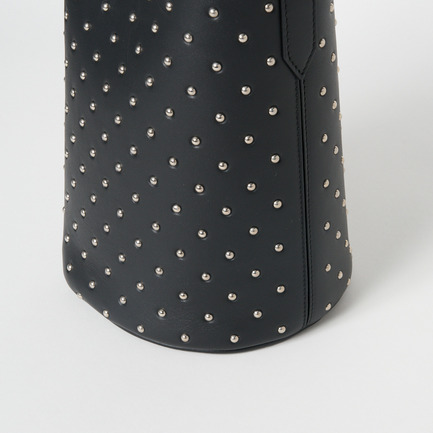 QUIVER BUCKET MINI STUDDED 詳細画像 モノトーン系 6