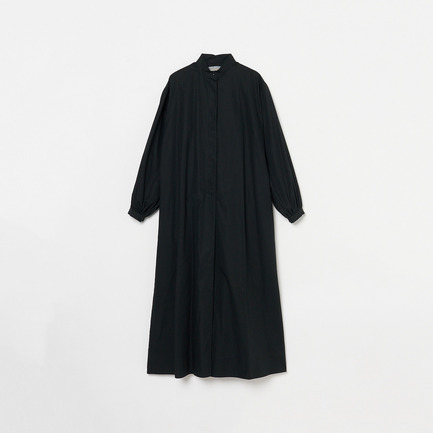 Stand up collar dress